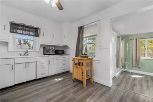 68 Maryland Ave, Warwick, RI 02888 - Photo 11
