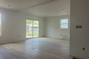 7 Kinsman St, Cumberland, RI 02864 - Photo 7