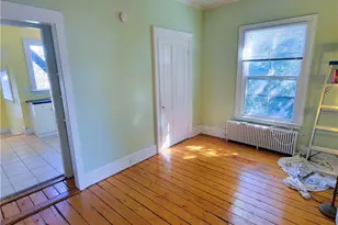 106 Touro St, Newport, RI 02840 - Photo 17