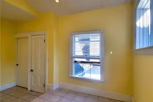 106 Touro St, Newport, RI 02840 - Photo 9