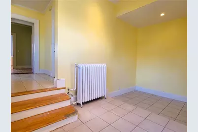106 Touro Street #2E, Newport, RI 02840 - Photo 7