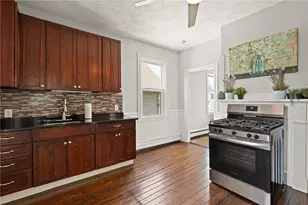 37 Royal St, Providence, RI 02906 - Photo 21
