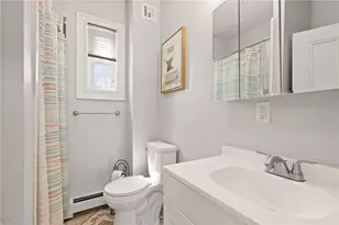 37 Royal St, Providence, RI 02906 - Photo 15