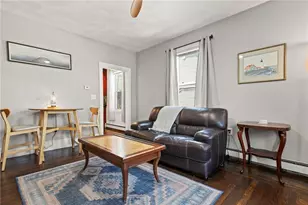 37 Royal St, Providence, RI 02906 - Photo 5