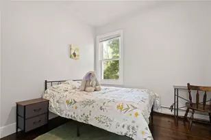 37 Royal St, Providence, RI 02906 - Photo 23