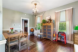 10 Burton Ave, East Providence, RI 02915 - Photo 15