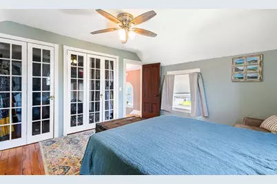 10 Burton Avenue, East Providence, RI 02915 - Photo 29