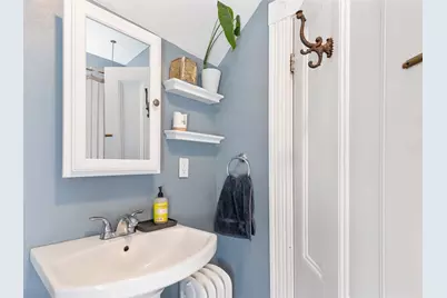 10 Burton Avenue, East Providence, RI 02915 - Photo 37