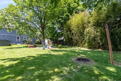 10 Burton Avenue, East Providence, RI 02915 - Photo 47