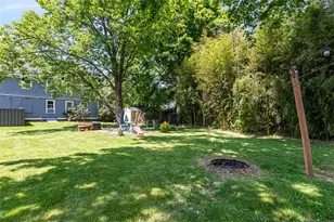 10 Burton Ave, East Providence, RI 02915 - Photo 47