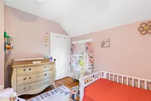 10 Burton Ave, East Providence, RI 02915 - Photo 35