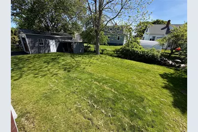 770 Metacom Avenue, Bristol, RI 02809 - Photo 43