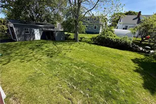 770 Metacom Ave, Bristol, RI 02809 - Photo 43