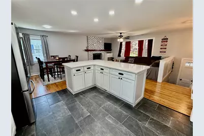 770 Metacom Avenue, Bristol, RI 02809 - Photo 13