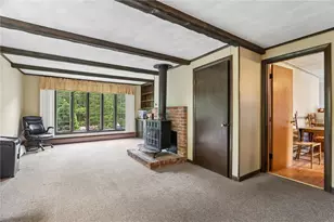 57 Laurel Ave, Coventry, RI 02816 - Photo 3