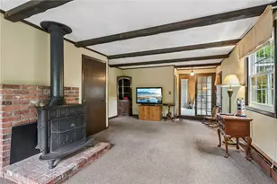 57 Laurel Ave, Coventry, RI 02816 - Photo 5