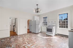 14 Elm St, Newport, RI 02840 - Photo 7