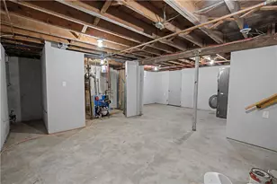134 Rogers Ave, Barrington, RI 02806 - Photo 21