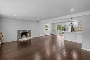 134 Rogers Ave, Barrington, RI 02806 - Photo 11