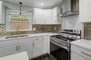 134 Rogers Ave, Barrington, RI 02806 - Photo 9