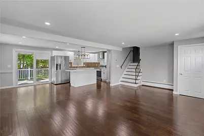 134 Rogers Avenue, Barrington, RI 02806 - Photo 7