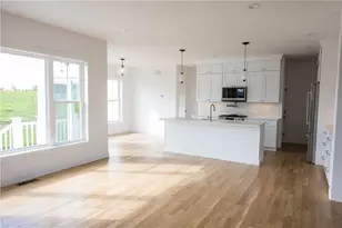 13 Revolution Wy, Portsmouth, RI 02871 - Photo 1