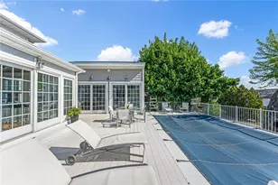 8 Rushton Dr, Cranston, RI 02905 - Photo 9