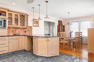 8 Rushton Dr, Cranston, RI 02905 - Photo 21