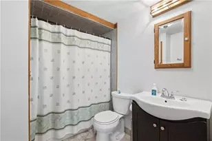 25 Oakdale St, Warwick, RI 02888 - Photo 17