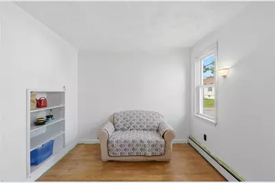 25 Oakdale Street, Warwick, RI 02888 - Photo 25
