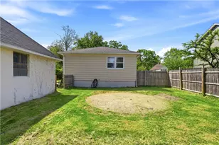 25 Oakdale St, Warwick, RI 02888 - Photo 35