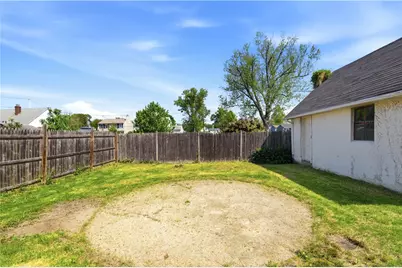 25 Oakdale Street, Warwick, RI 02888 - Photo 33