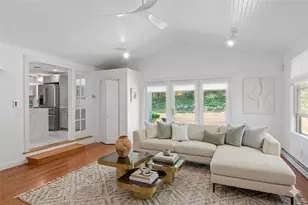 1785 Division Rd, East Greenwich, RI 02818 - Photo 1