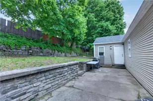 368 Hawkins St, Providence, RI 02904 - Photo 19