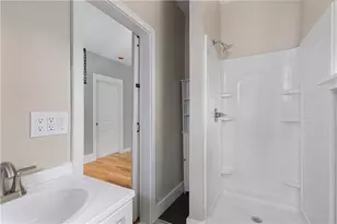 427 Spring St, Newport, RI 02840 - Photo 9