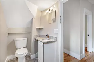 427 Spring St, Newport, RI 02840 - Photo 9