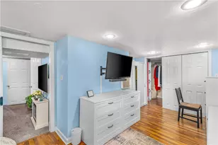 158 Gentian Ave, Providence, RI 02908 - Photo 11