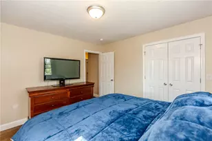 18 Willis St, Cranston, RI 02910 - Photo 17