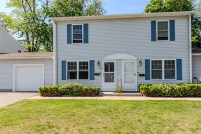 18 Willis Street #18, Cranston, RI 02910 - Photo 1