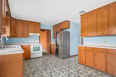 141 Peckham Road, Little Compton, RI 02837 - Photo 13