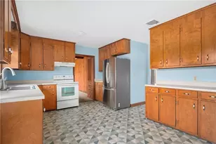 141 Peckham Rd, Little Compton, RI 02837 - Photo 13