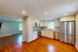 21 Lowell St, Coventry, RI 02816 - Photo 7