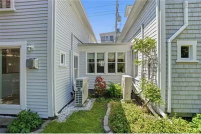 19 Third Street, Newport, RI 02840 - Photo 29