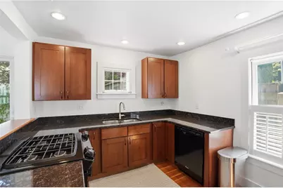 19 Third Street, Newport, RI 02840 - Photo 15
