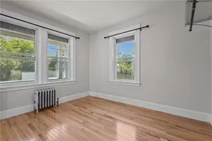 25 Fairfield Ave, Providence, RI 02909 - Photo 7