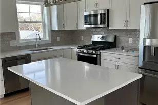 37 Child Ln, Warwick, RI 02886 - Photo 3