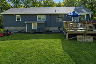 18 Stephen Hopkins Rd, Scituate, RI 02825 - Photo 3