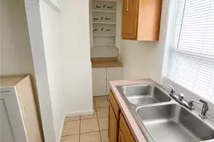 718 Dyer Ave, Cranston, RI 02920 - Photo 9