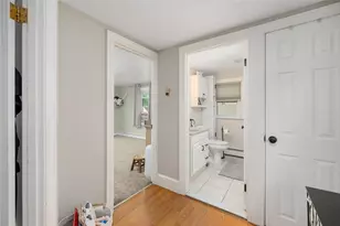 11 Doane St, Cranston, RI 02910 - Photo 25