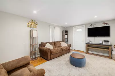 11 Doane Street, Cranston, RI 02910 - Photo 5